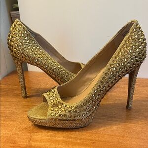 Thalia Sodi Landon Gold Platform Embellished Peep Toe Heels Womens Size 8